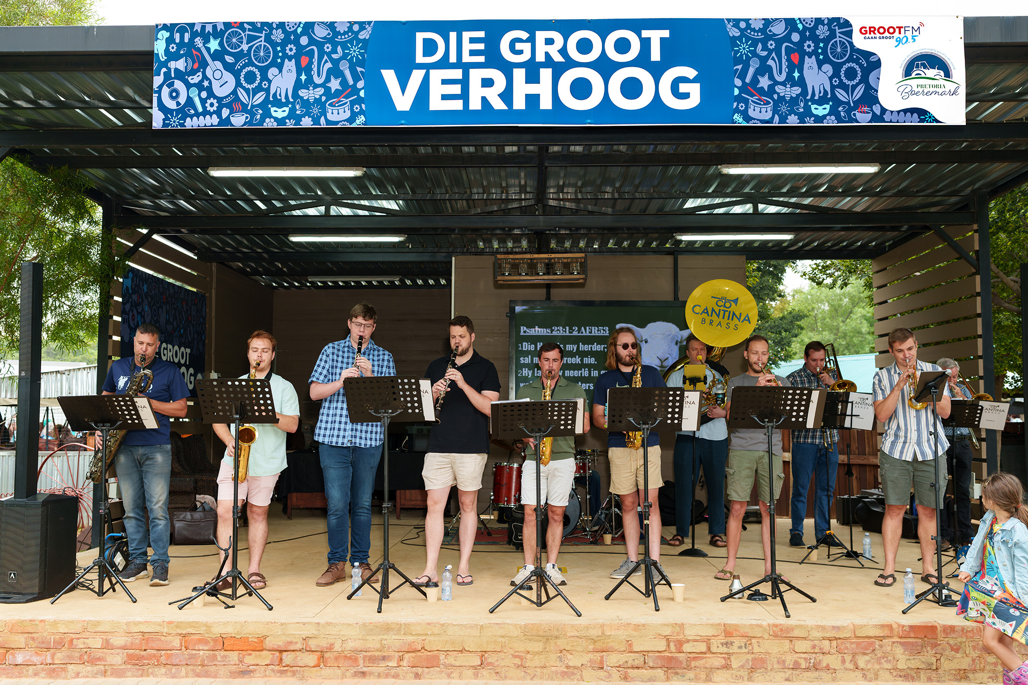 Musicians playing at Pretoria boeremark