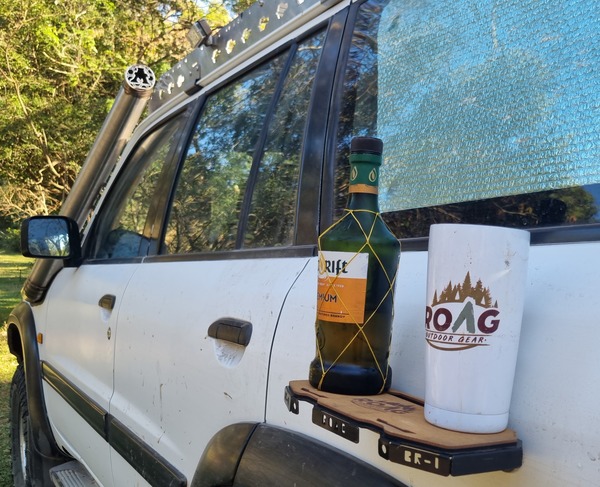 Bakkie Rakkie BR-1 (Magnetic Vehicle Shelf)