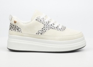 Butterfly Feet ~ Senhora 26 ~ White (Sizes 4, 5, 6, 7, 8, 9)