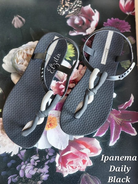 Ipanema - Daily - Black (Size 4, 5, 6, 7, 8 )