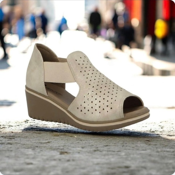 Pierre Cardin - Summer - Beige ( Size 5, 6, 7 )