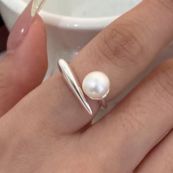 Teardrop Pearl Open Ring