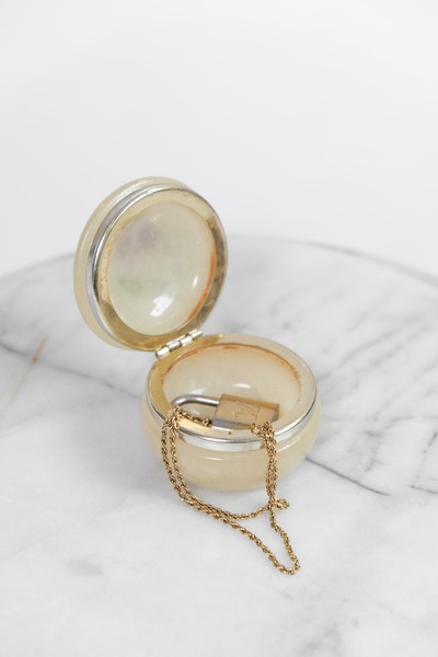 Alabaster Round Jewellery Box