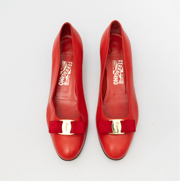 Salvator Ferragamo Vintage Leather Pumps Red