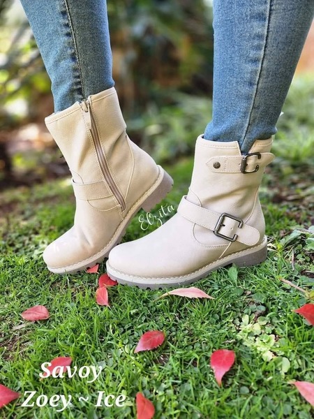 Savoy ~ Zoey ~ Ice (Sizes 6 & 8)
