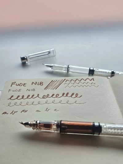 Fude nib pen