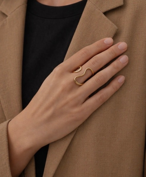 Anna Modern Ring