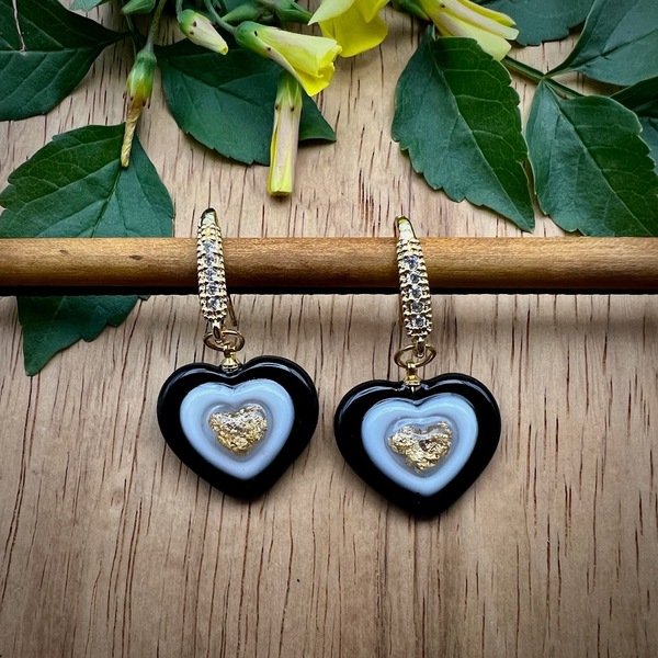 Heart Shaped Drop Earrings - Gold tone
