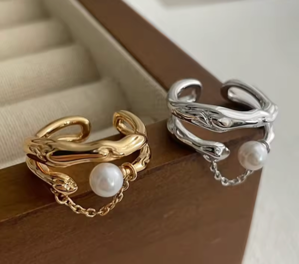 Dual Wave Pearl Chain Ring