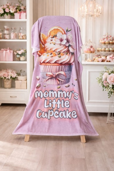 Mommy's Little Cupcake Blanket (Pink)