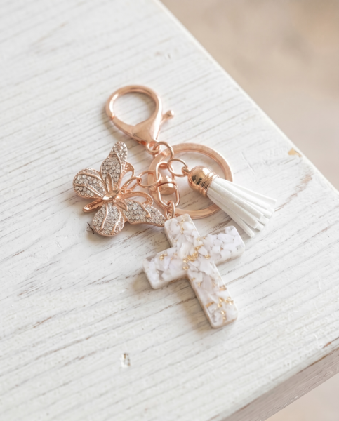 Resin Cross Keyring