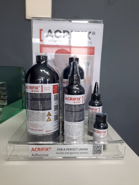 Acrifix 1R9016 - UV-A - Outdoor Strong Adhesive