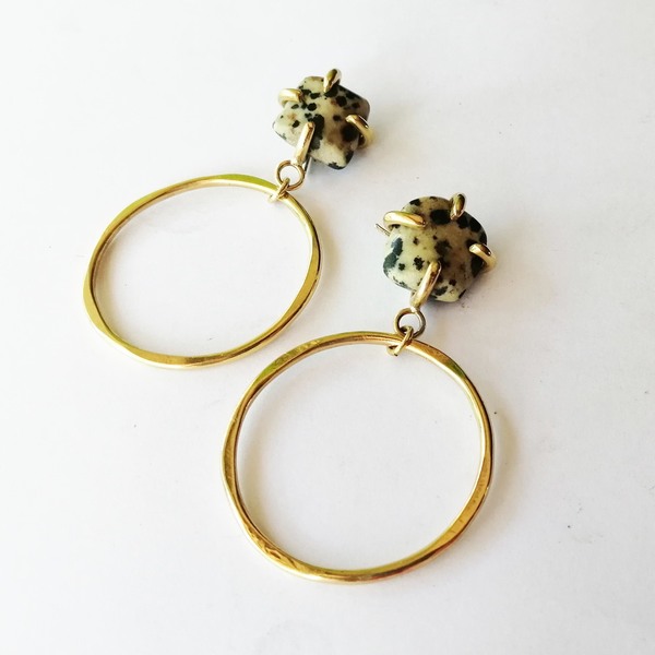 STONE Studs are set with your choice of tumbled stones.  Kindly let us know which stones you would like from the options we have available when placing your order!Stones are set in your choice of brass, copper or silver and the earrings have a sterling silver earring post. The hoops have a hammered effect and are 25mm in size.  Every pair of earrings purchased is packaged in a jewellery box, making it ready for gifting.As earrings are custom made to your specifications, please allow 5-7 working days for manufacturing and 3-4 working days for delivery.