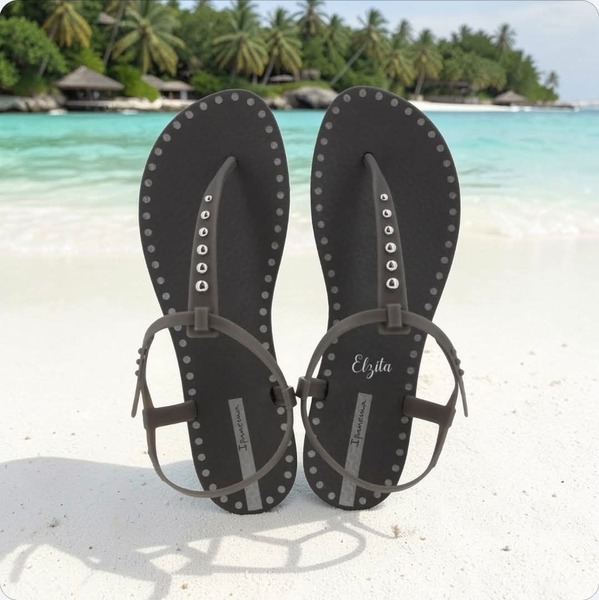 Ipanema - Dots - Dark Grey (Sizes 3, 4, 6, 7, 8)