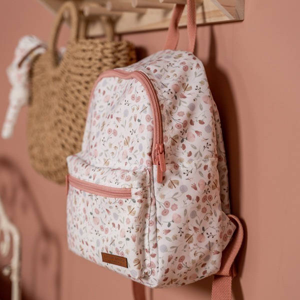 Little Dutch Kids Backpack Flowers Butterflies Little Favourites How cute is the Little Dutch kids backpack from the Flowers Butterflies collection Perfectly sized for little people the