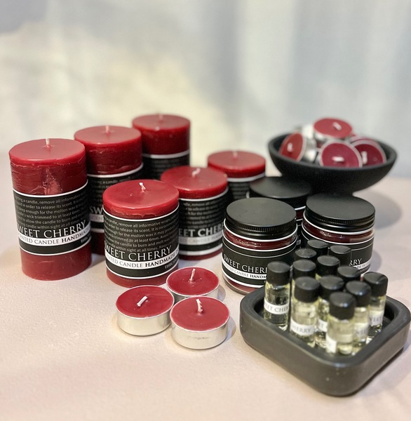 Sweet Cherry Scented Candles