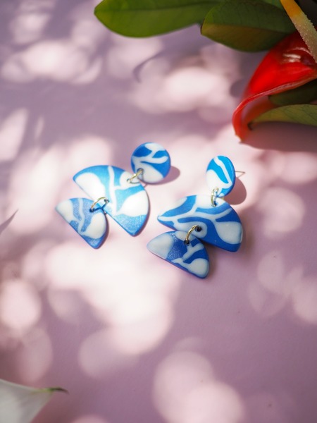 Dawn - Fiddle Leaf Fig (white on blue)