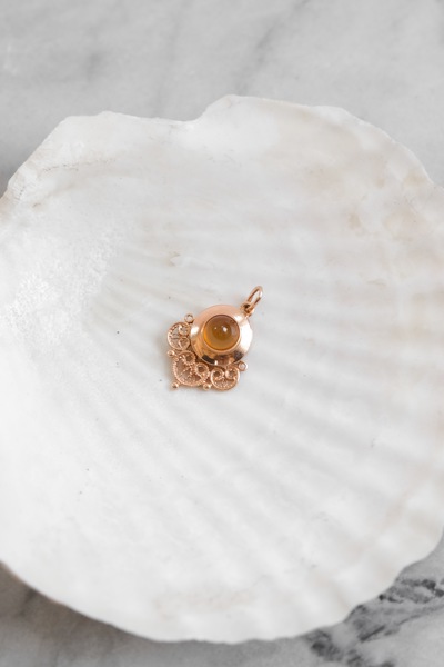 9K Solid Gold Amber Pendant