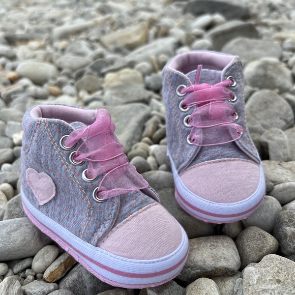 Baby girl pink heart sneakers