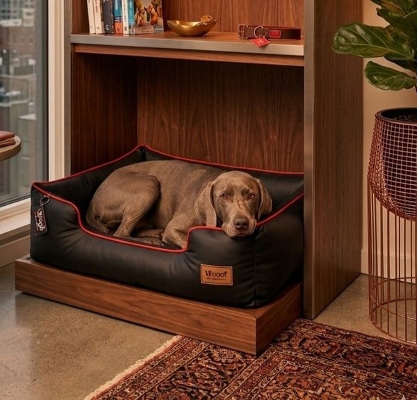 Wagit luxury square bed red trim