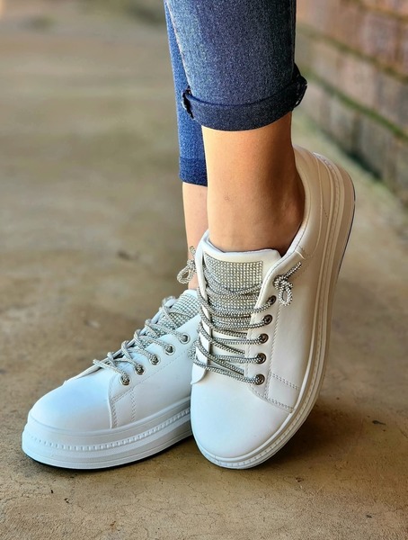 Butterfly Feet - Senhora 15 - White (Size 4 & 5 )