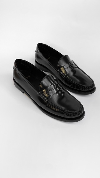 Saint Laurent Leather Loafers |