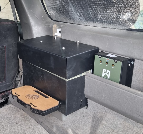 Patrol Y61 Overland battery tray