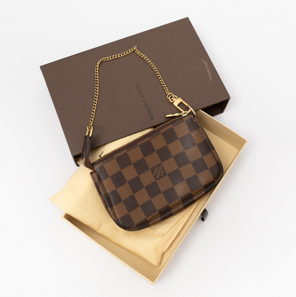 LOUIS VUITTON 2013 Damier Ebene Mini Pochette Handbag