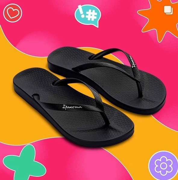 Ipanema ~ Anatomica ~ Black (Sizes 4, 5, 6, 7, 8, 9)