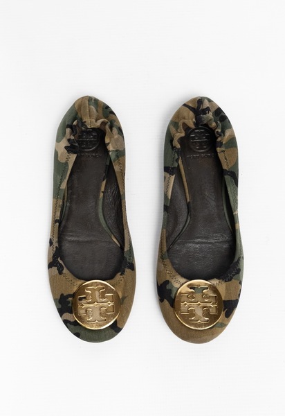 Tory Burch Camo Logo Flats
