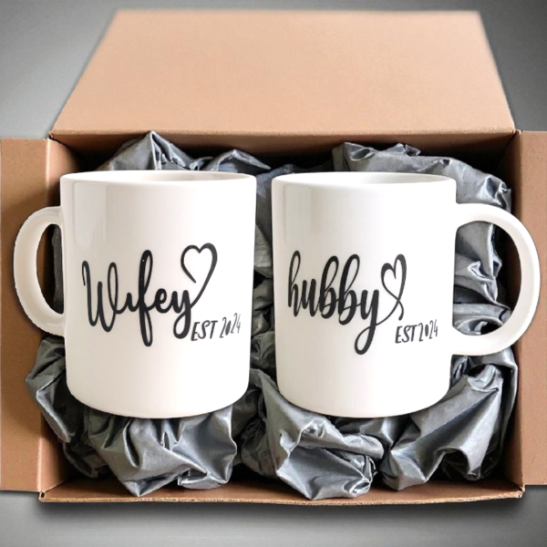 Wifey + Hubby Mug Set