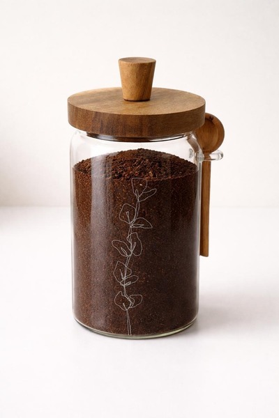 Glass storage with lid and spoon