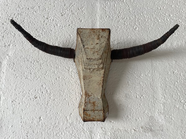 Art Deco Bath Foot Bull