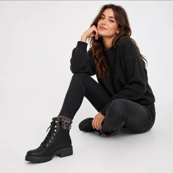 Miss Black ~ Fox 6 ~ Black (Size 5)