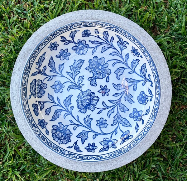 36cm Leafy Blue Bird Bath