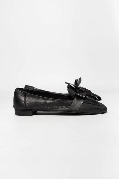 Black Loafers With Bows