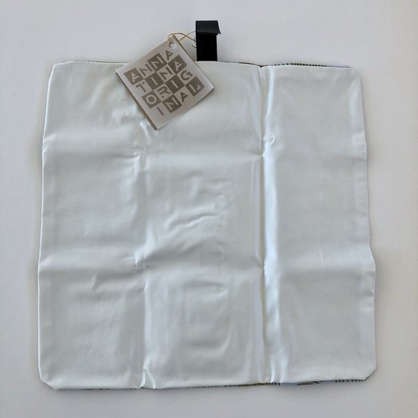 WRAP005 FEATHER... ★ handmade with love and care in cape town