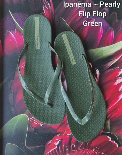 Ipanema - Pearly Flip Flops - Green (Size 4, 5, 6, 7, 8 )
