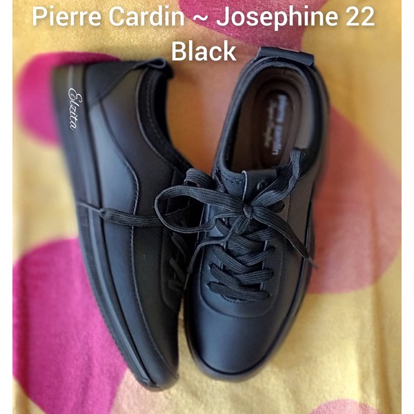 Pierre Cardin ~ Josephine 22 ~ Black (Sizes 4, 5, 6, 7, 8, 9)
