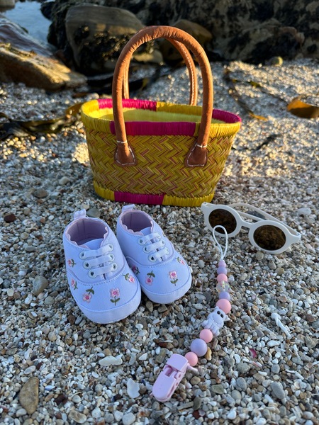 Little miss Daisy beach gift box