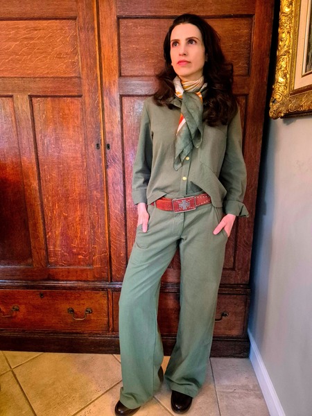 clover green cropped shirt