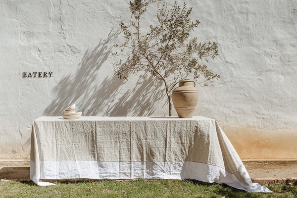 Oat & White Tablecloth