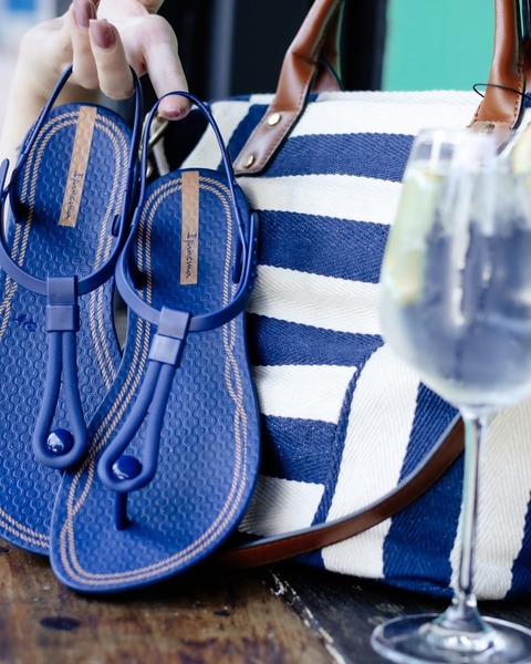 Ipanema - Class Slim - Navy (Size 3, 4, 5, 6 )