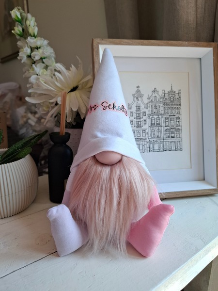 30cm Teacher Appreciation Gnomes - Name Only