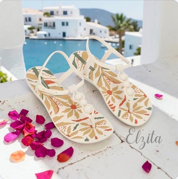 Ipanema - Conecta Floral - Beige (Size 4 & 6)