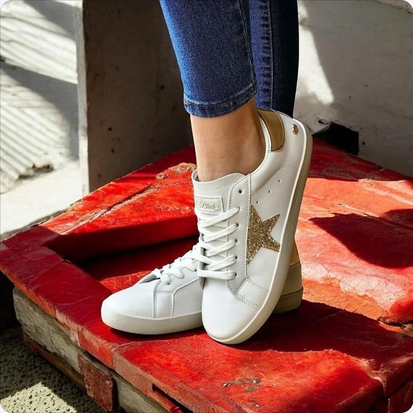 Miss Black - Veta - Gold (Sizes 4,5,6,7,8)