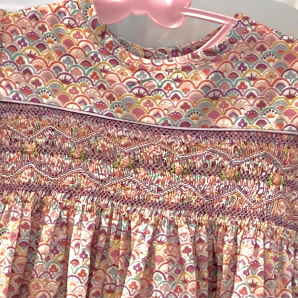 Dress with puff sleeves