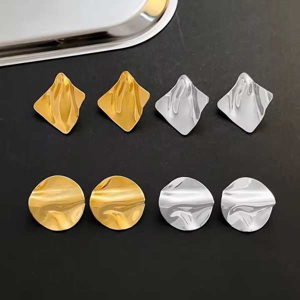 Ripple Metal Stud Set