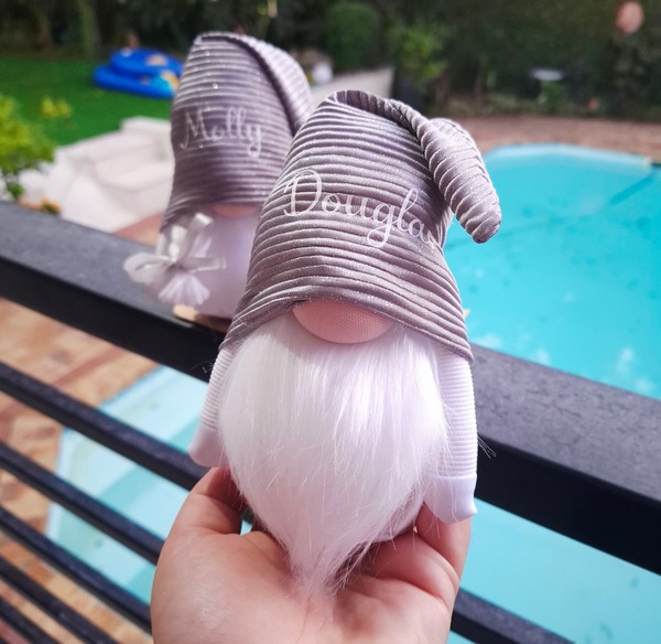 Mini Family Gnomes - Silver Crinkle and White