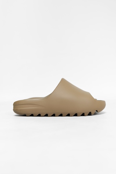 Yeezy Slides Pure
